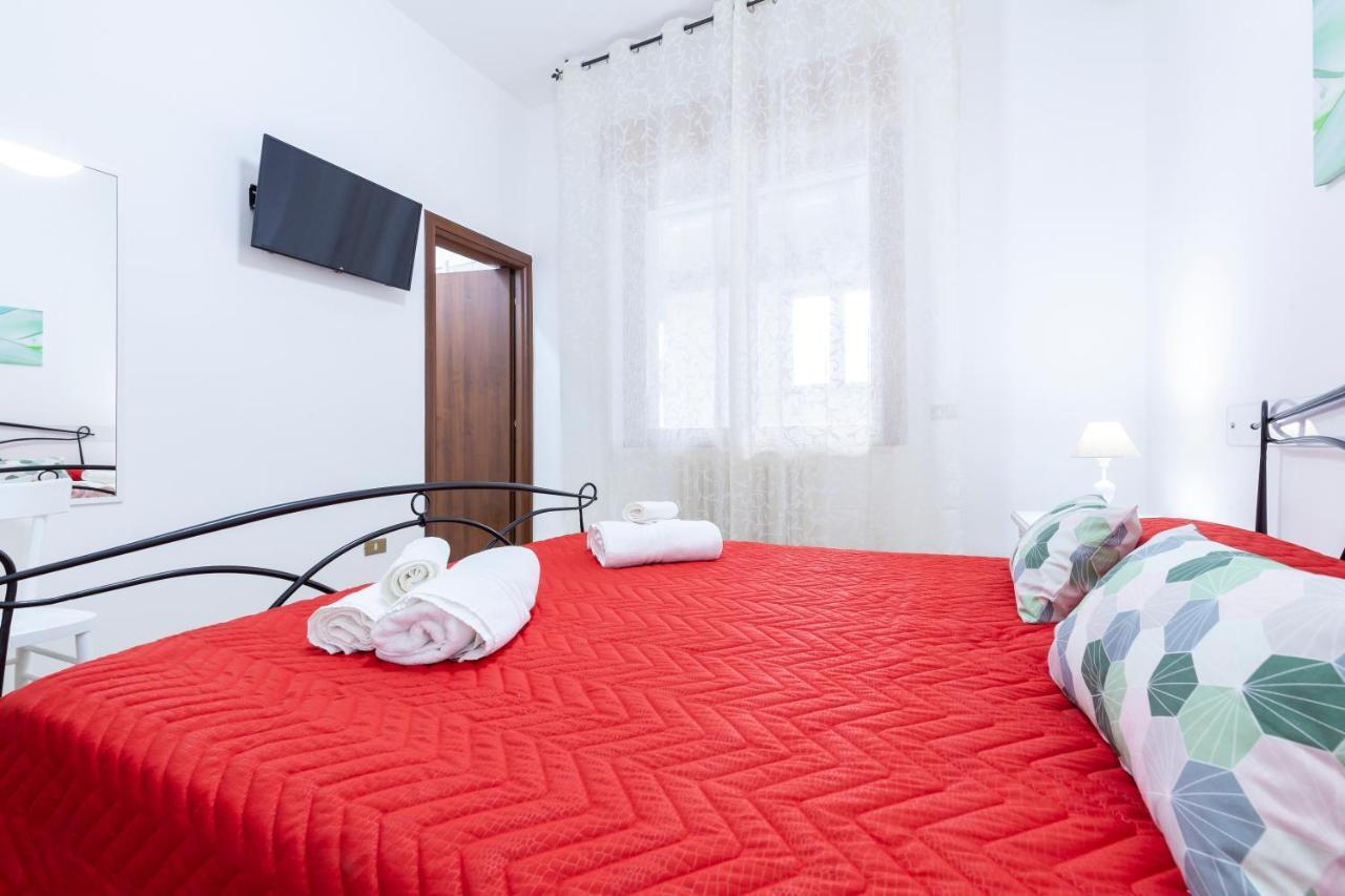 Lupomonaco Rooms Veglie Exterior foto